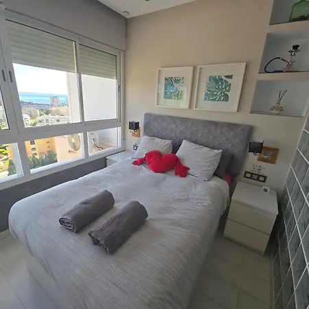 Estudio I Vistas Mar, Cerca Tren Y Malaga شقة