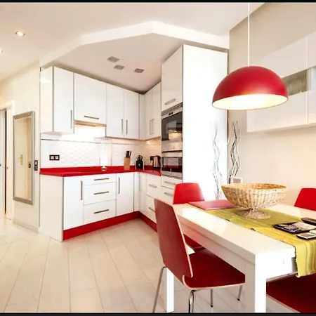 Estudio I Vistas Mar, Cerca Tren Y Malaga *