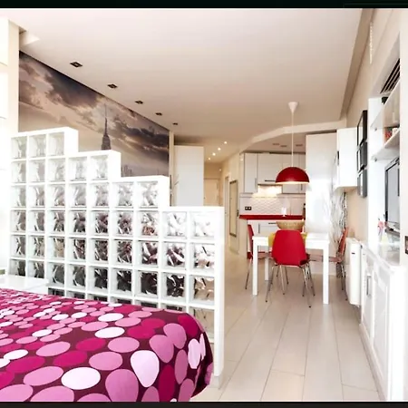 Estudio I Vistas Mar, Cerca Tren Y Malaga 토레몰리노스