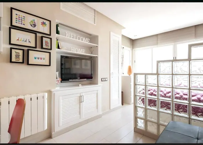 Apartamento Estudio I Vistas Mar, Cerca Tren Y Malaga