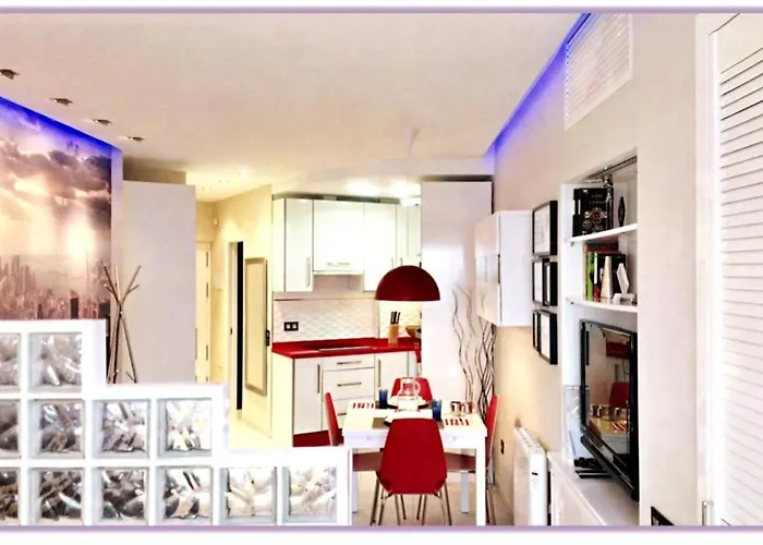 Apartamento Estudio I Vistas Mar, Cerca Tren Y Malaga