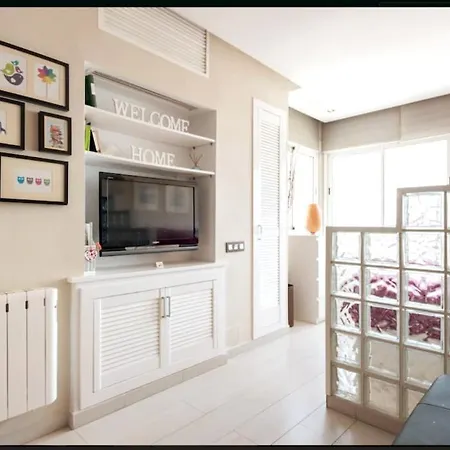 Apartment Estudio I Vistas Mar, Cerca Tren Y Malaga