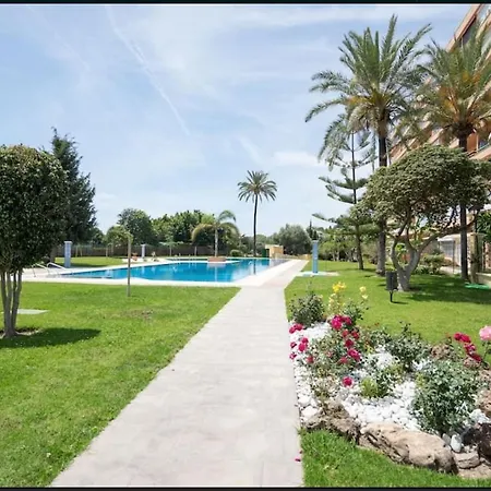 Apartment Estudio I Vistas Mar, Cerca Tren Y Malaga *