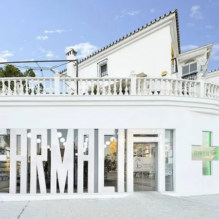 Estudio I Vistas Mar, Cerca Tren Y Malaga Apartment